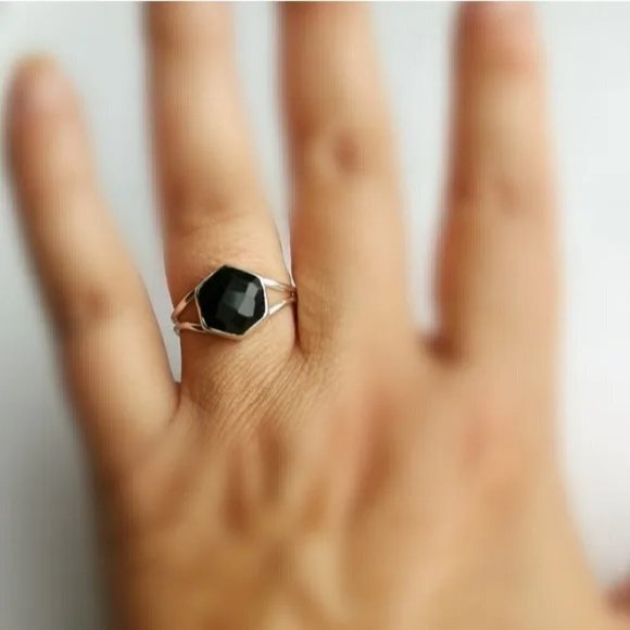 Nwt Black onyx sterling silver ring size 8.5 - Picture 5 of 6